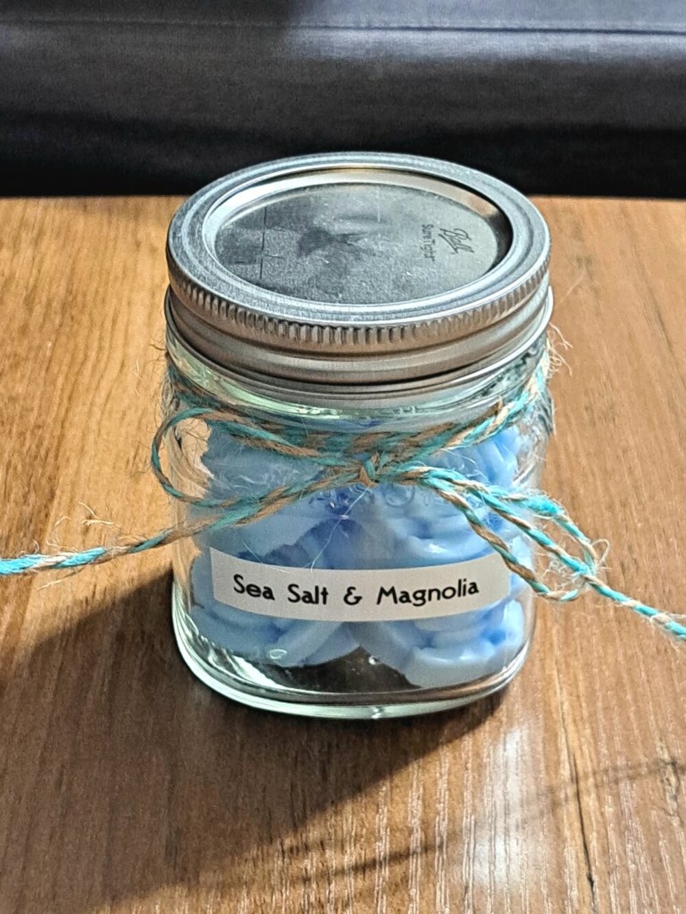 Hand Poured Scented Mini Flower Soaps Gift Set